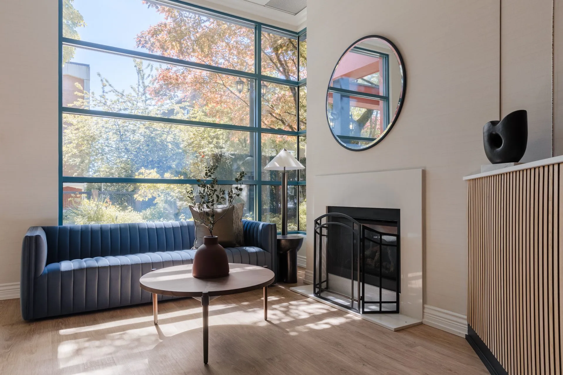 The Sunset — 85 VAN BURN1111 Lobby