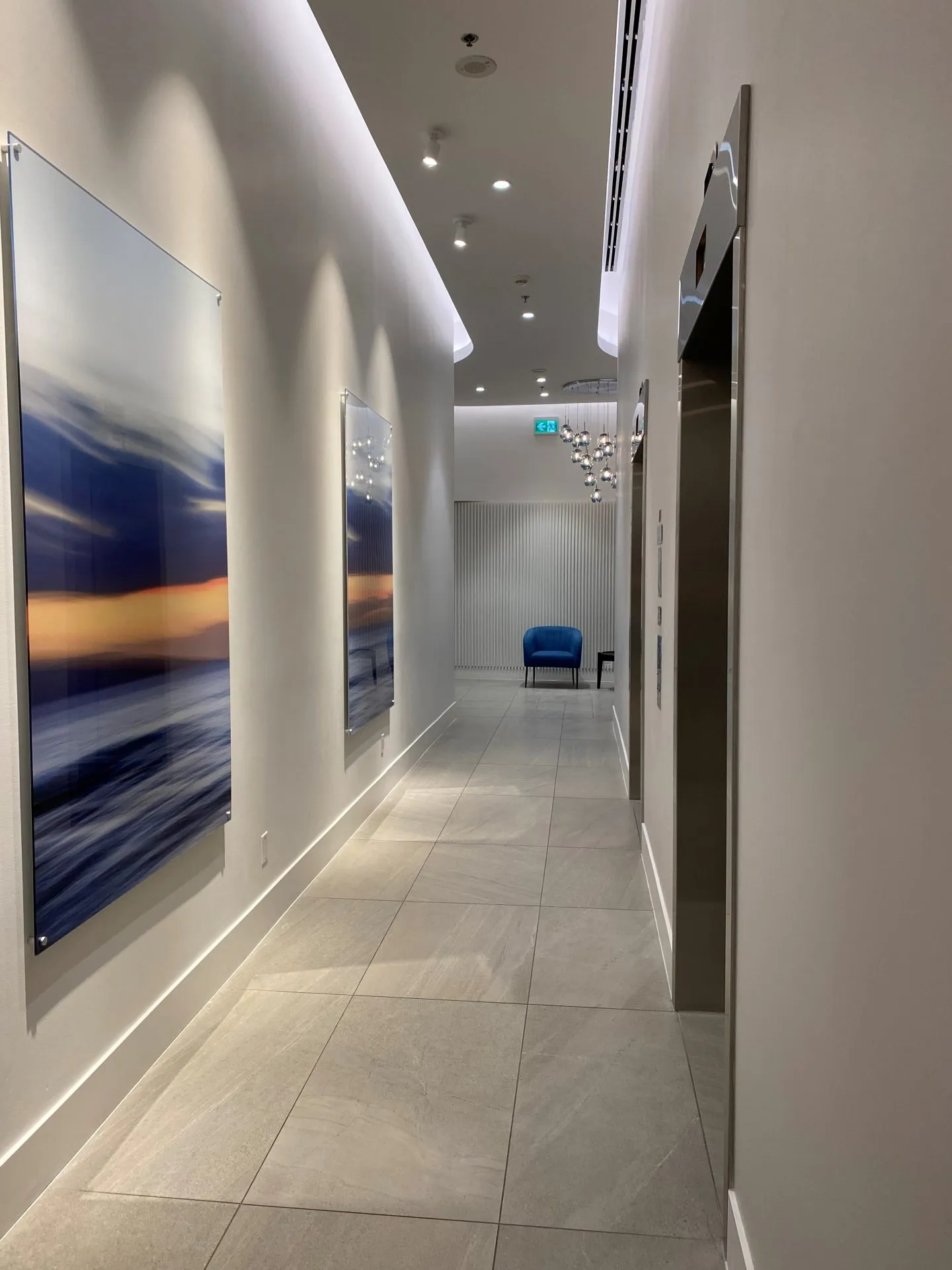889 Homer — office interior