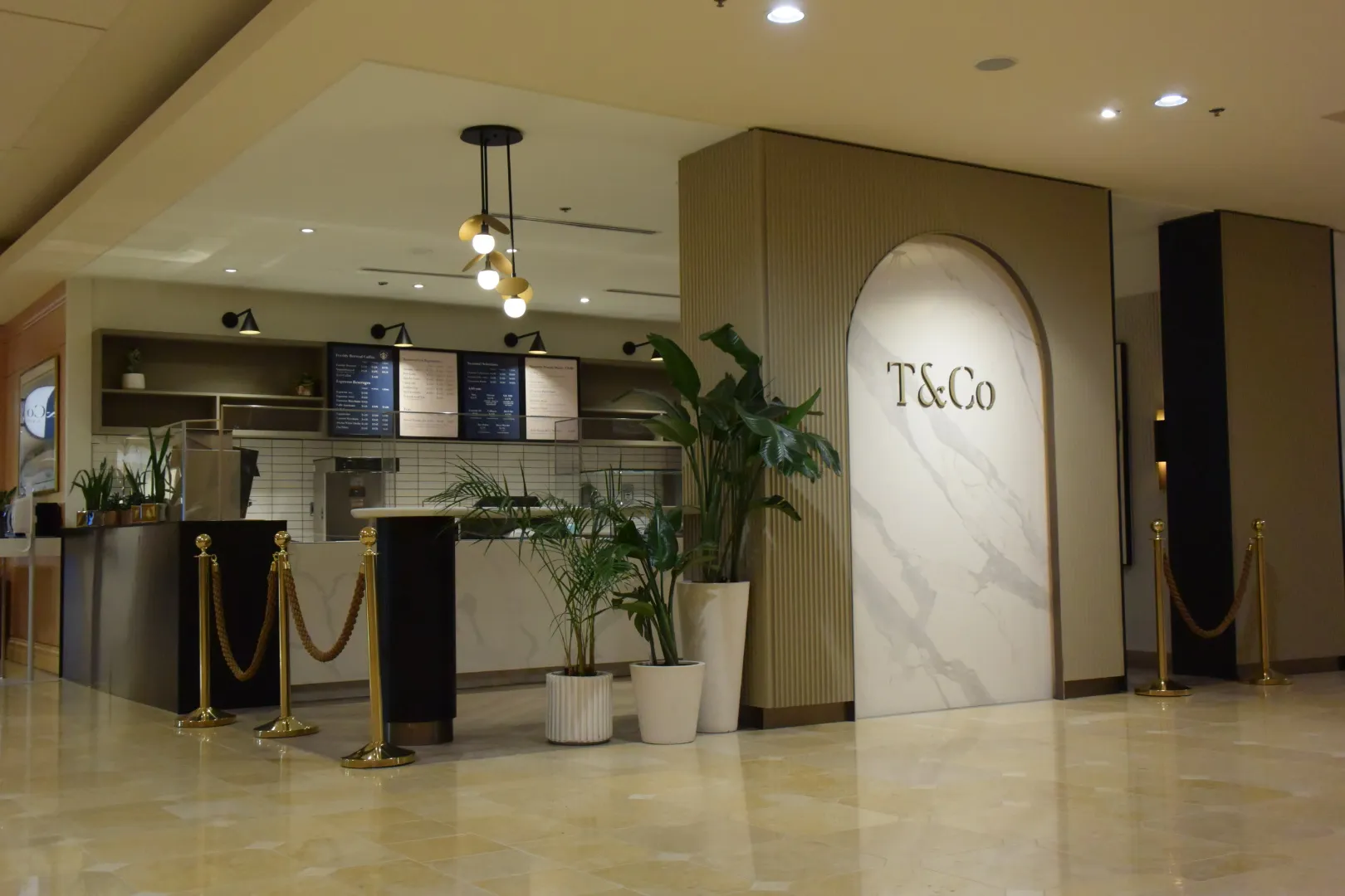 Westin Bayshore Hotel — DSC