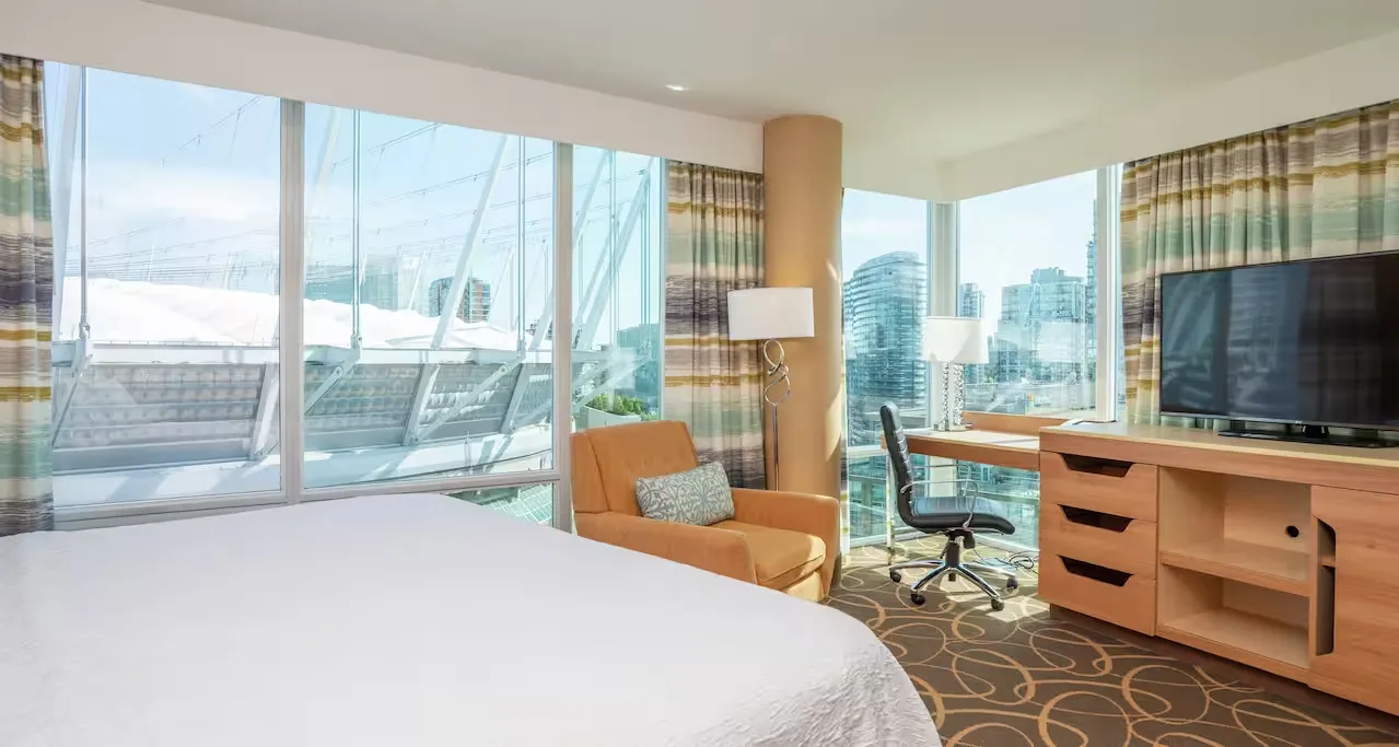 Hampton Inn & Suites — Phase 2 — Guest Suite