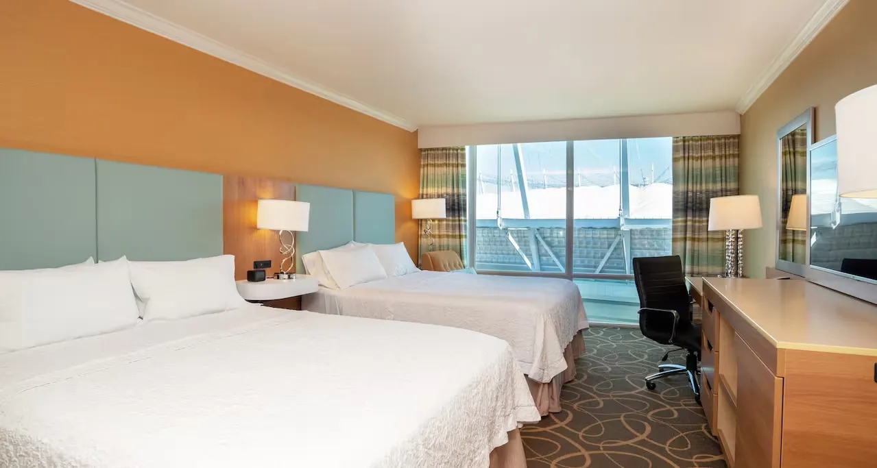 Hampton Inn & Suites — Phase 2 — Guest Suite