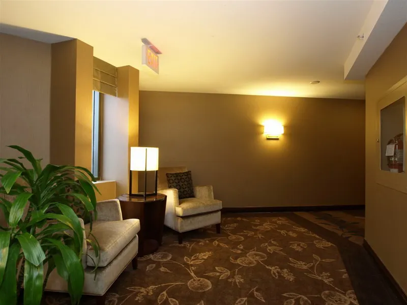 Delta Vancouver Airport Hotel — deltaairport11