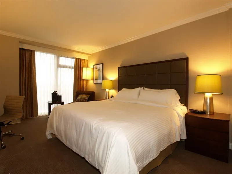 Delta Vancouver Airport Hotel — deltaairport13