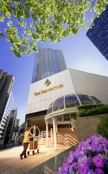 Four Seasons Hotel Vancouver — interior