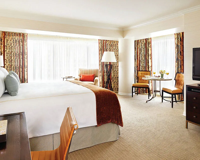 Four Seasons Hotel Vancouver — interior
