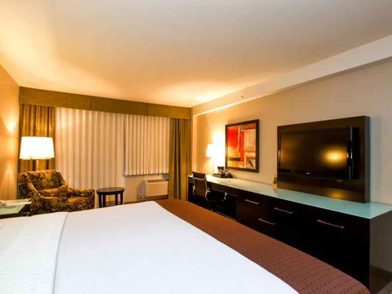 Holiday Inn Vancouver Centre — holidayinnv11