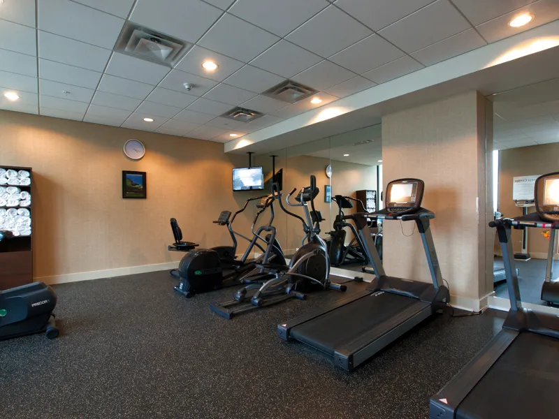 Holiday Inn Vancouver Centre — holidayinnv5